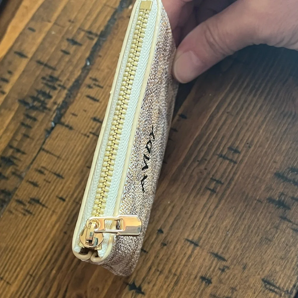 HAND PAINTED Cartoon Cowboy coin purse!! - Picture 5 of 8